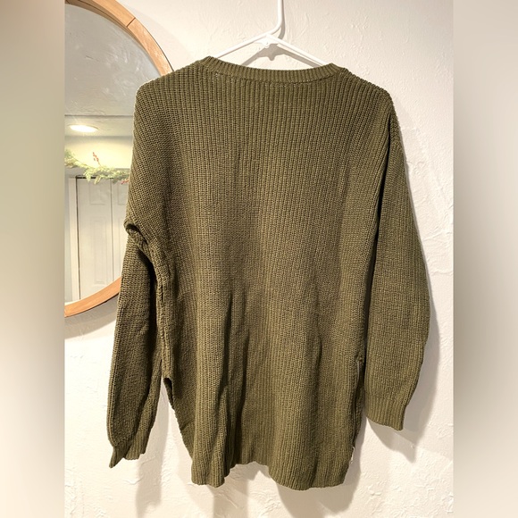 H&M Divided Crew Neck Olive Green Cable Oversized Sweater with Side Zipper - Picture 2 of 5